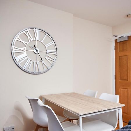 Stunning Hepburn Suite! Μπαθ Εξωτερικό φωτογραφία